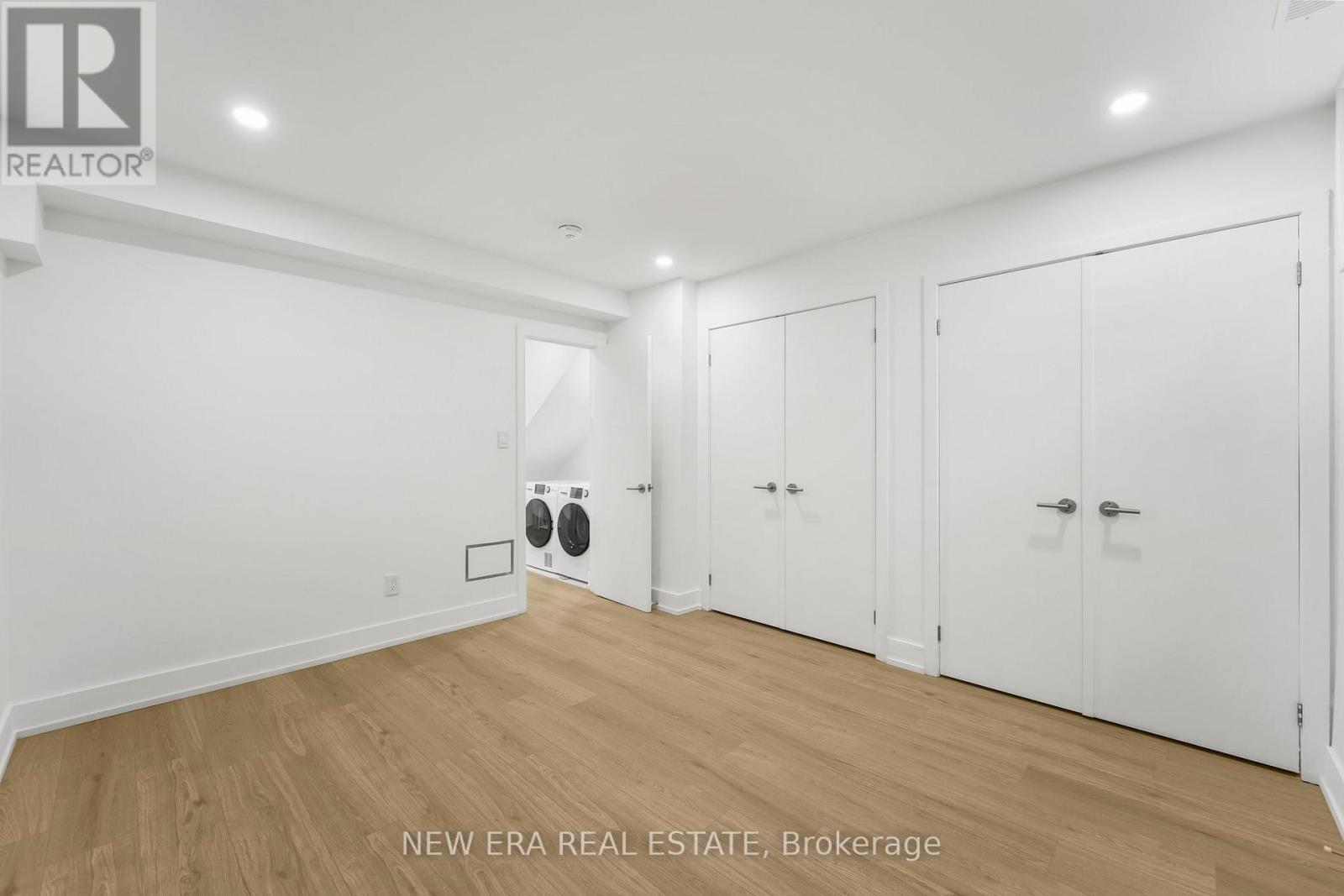 Photo 30 of 113 Bellwoods Avenue, Toronto ON