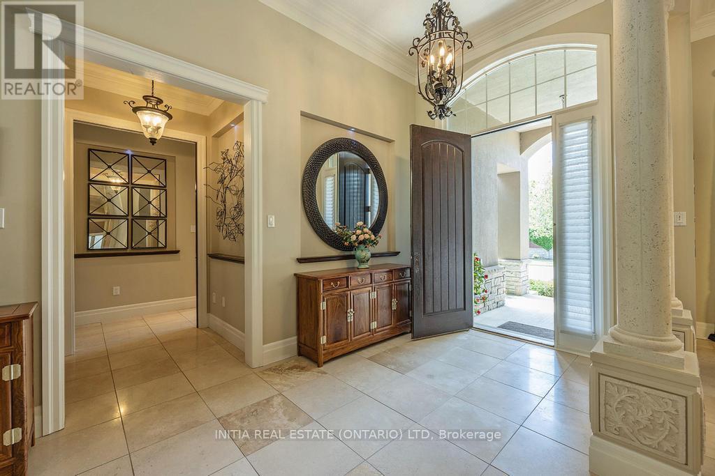 Photo 3 of 1339 Shore Road, London South ON