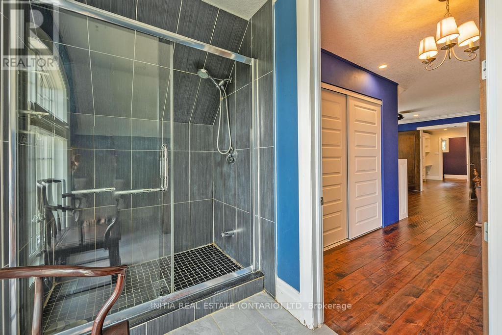Photo 30 of 1339 Shore Road, London South ON