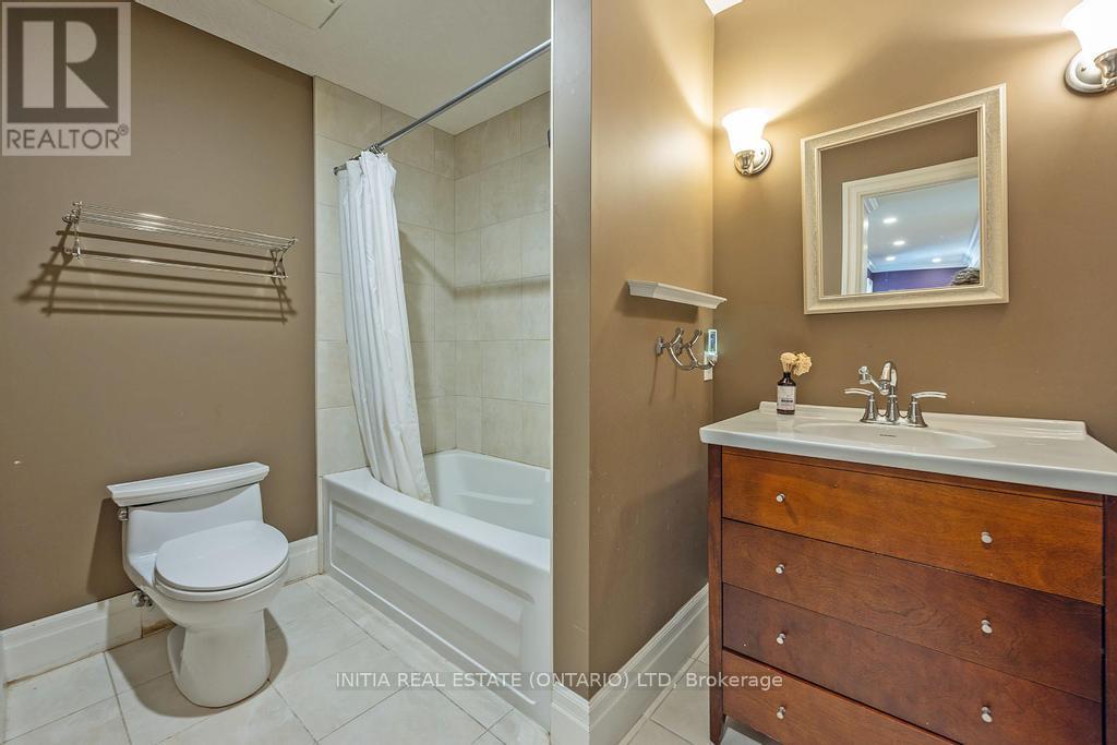 Photo 35 of 1339 Shore Road, London South ON