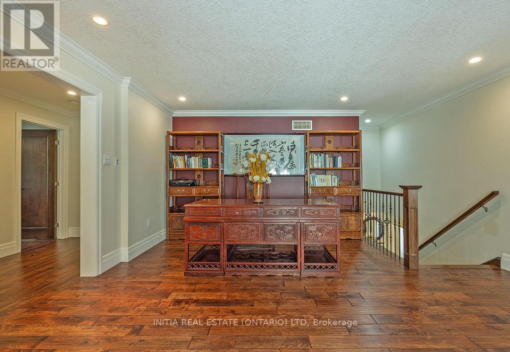 Photo 36 of 1339 Shore Road, London South ON