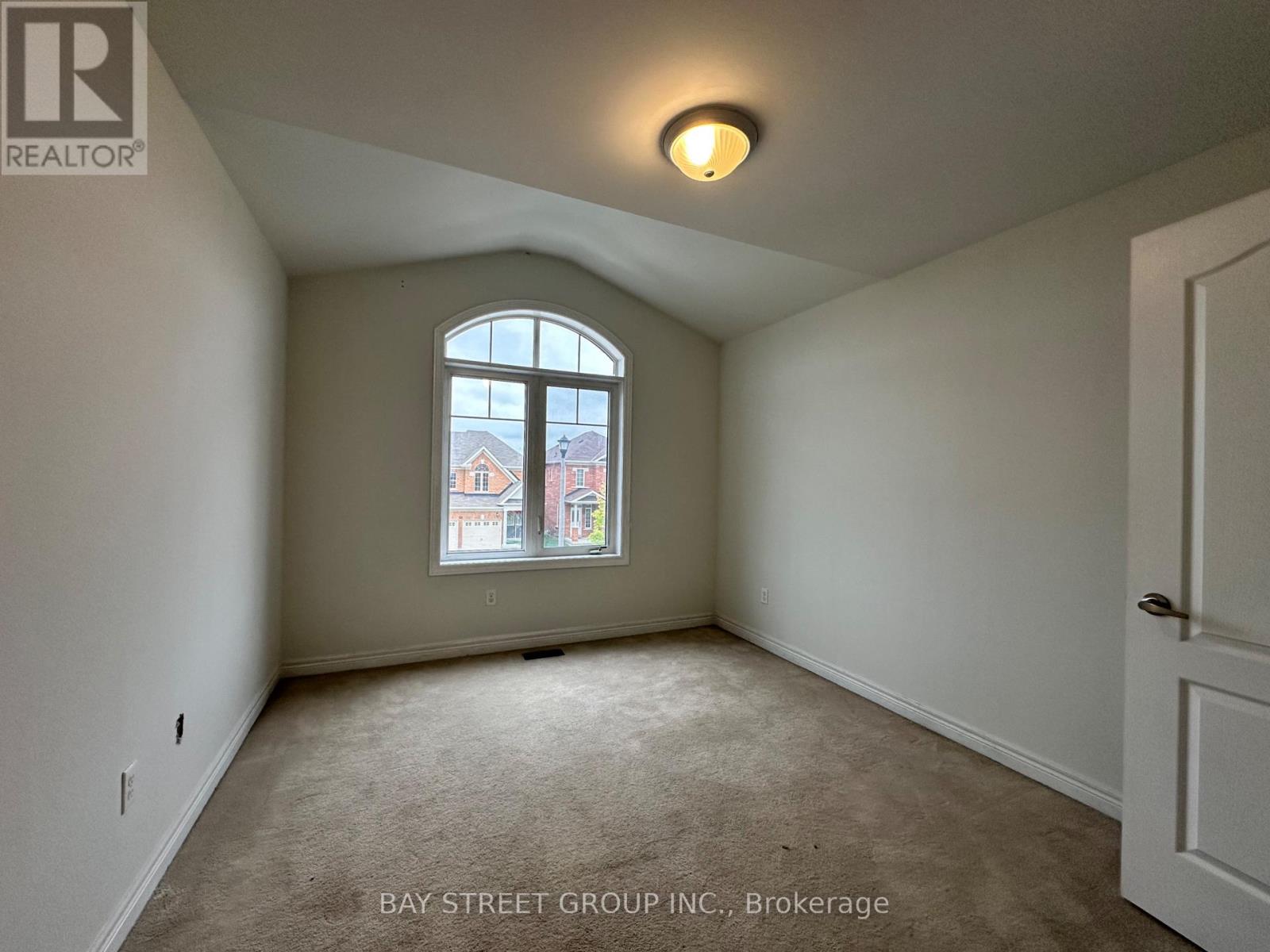 Photo 10 of 47 Colonel Lyall Street, St Catharines ON