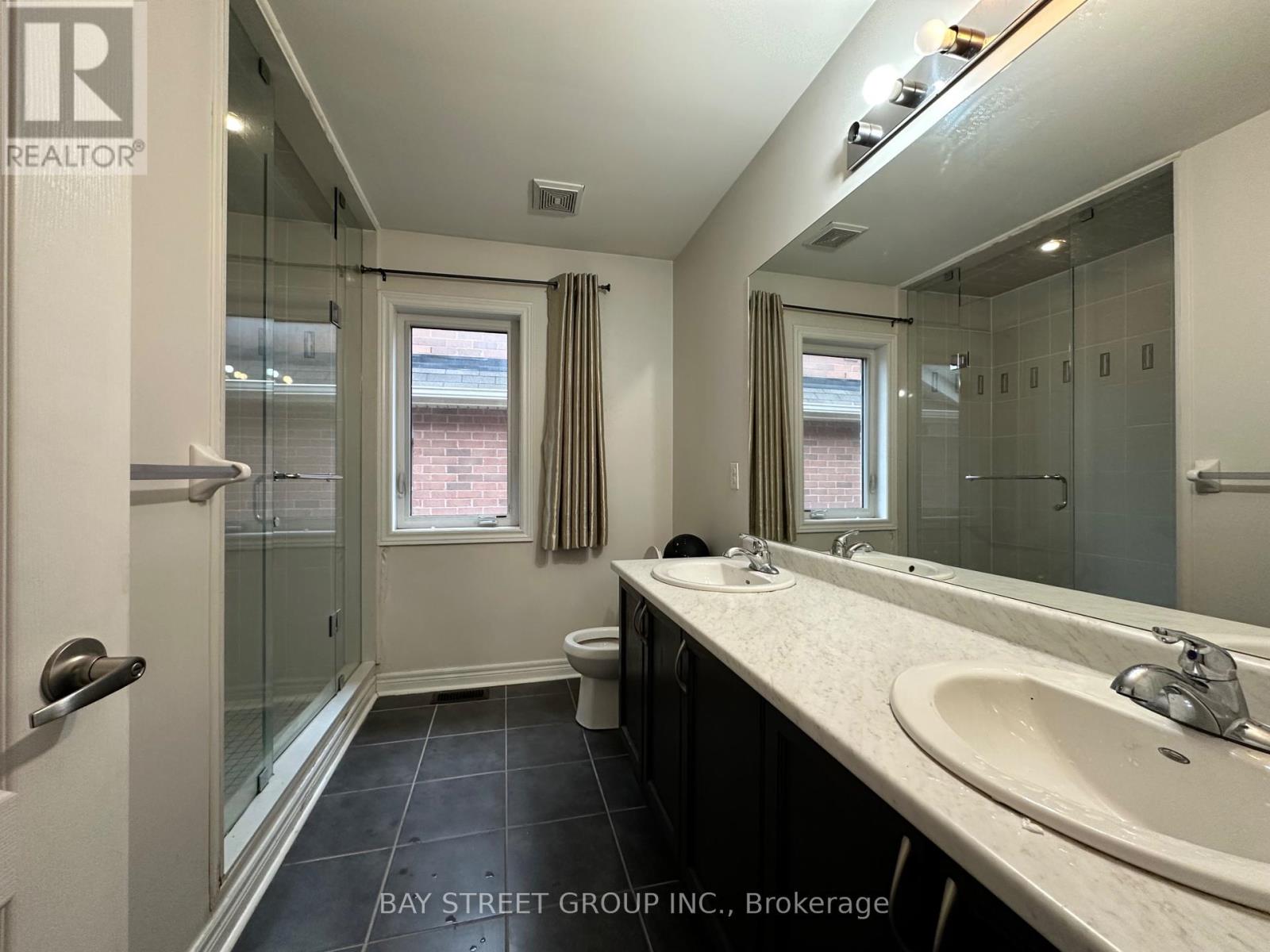 Photo 16 of 47 Colonel Lyall Street, St Catharines ON