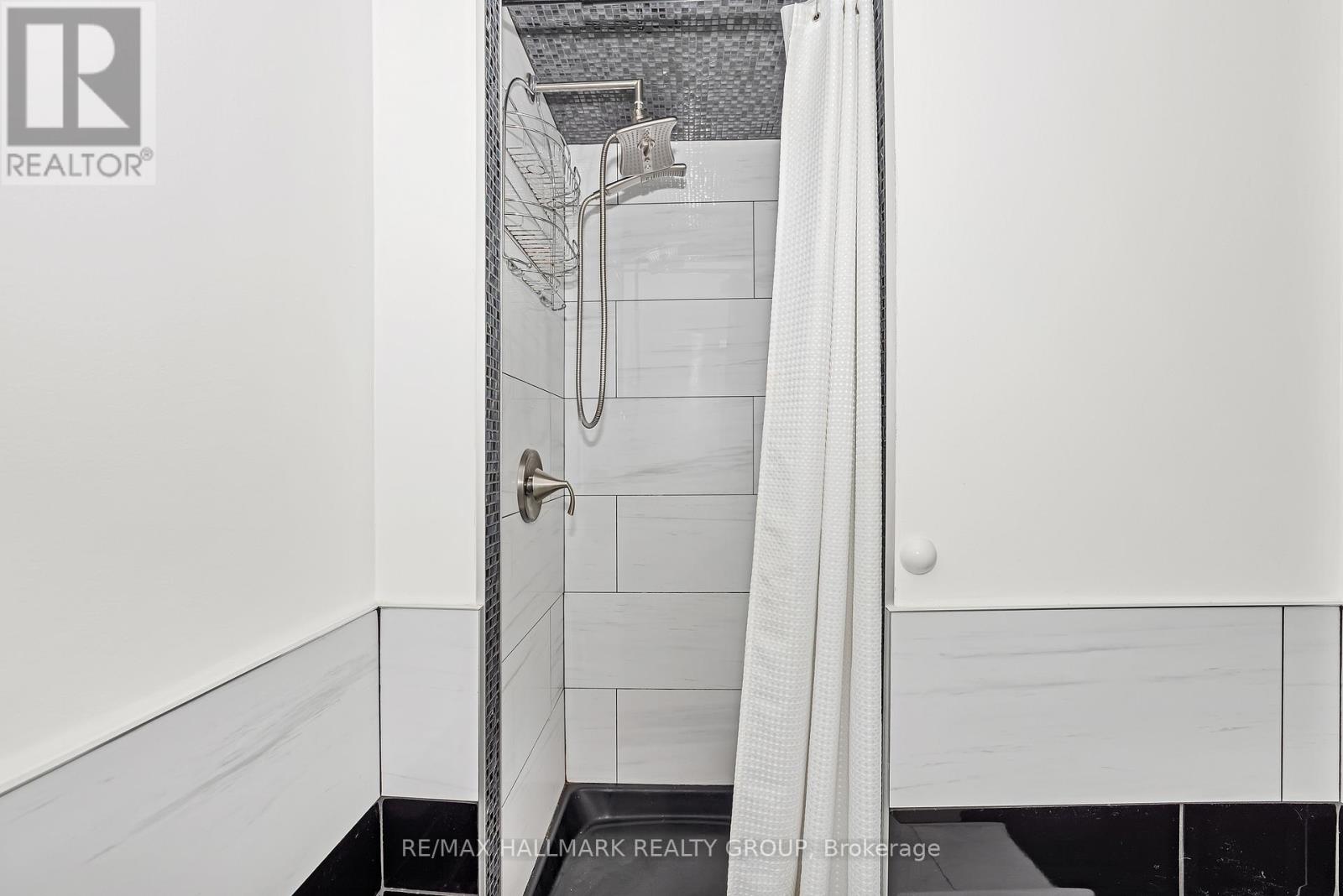 Photo 22 of 908 500 Laurier Avenue W, Ottawa ON