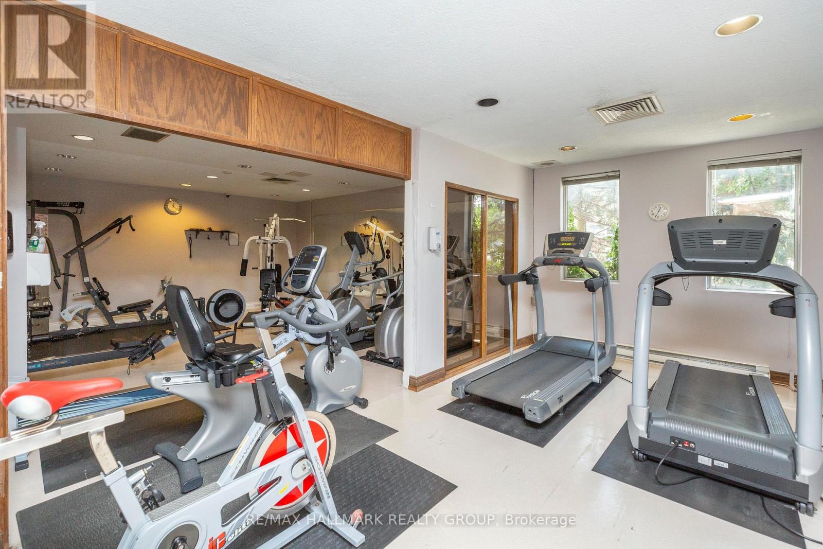 Photo 31 of 908 500 Laurier Avenue W, Ottawa ON