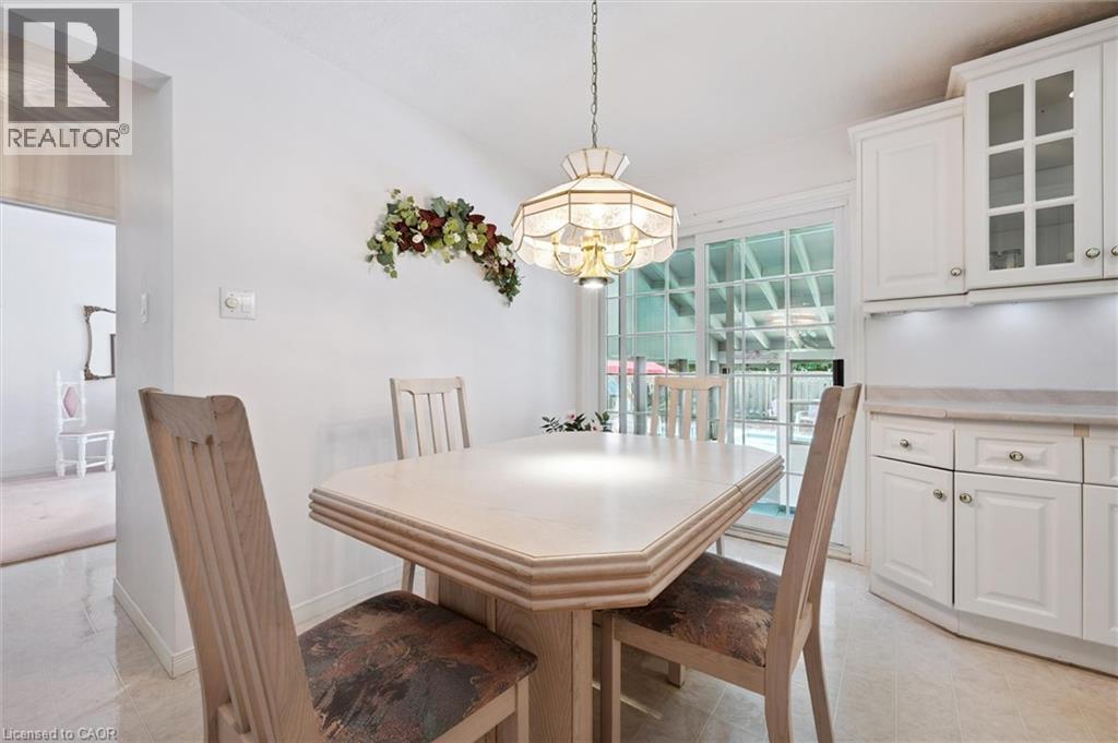 Photo 12 of 61 Traynor Avenue, Kitchener ON