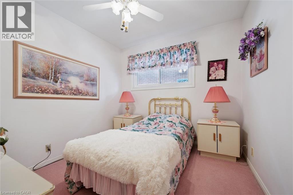 Photo 20 of 61 Traynor Avenue, Kitchener ON