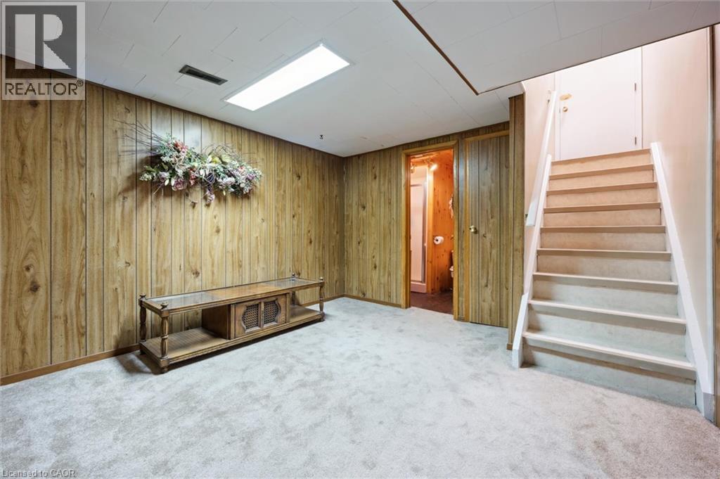 Photo 26 of 61 Traynor Avenue, Kitchener ON