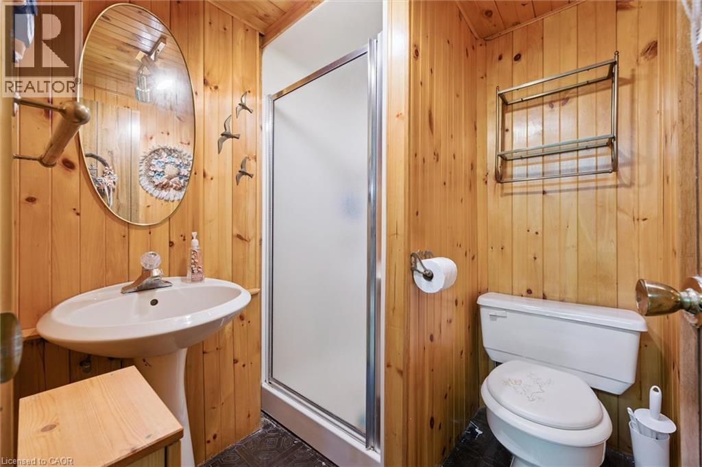 Photo 31 of 61 Traynor Avenue, Kitchener ON
