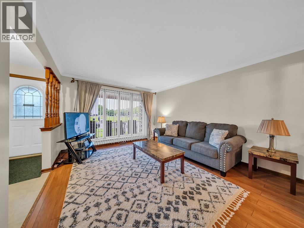 Photo 14 of 3040 Forest Glade Drive, Windsor ON
