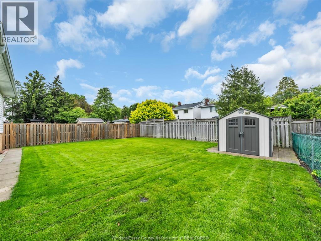 Photo 8 of 3040 Forest Glade Drive, Windsor ON