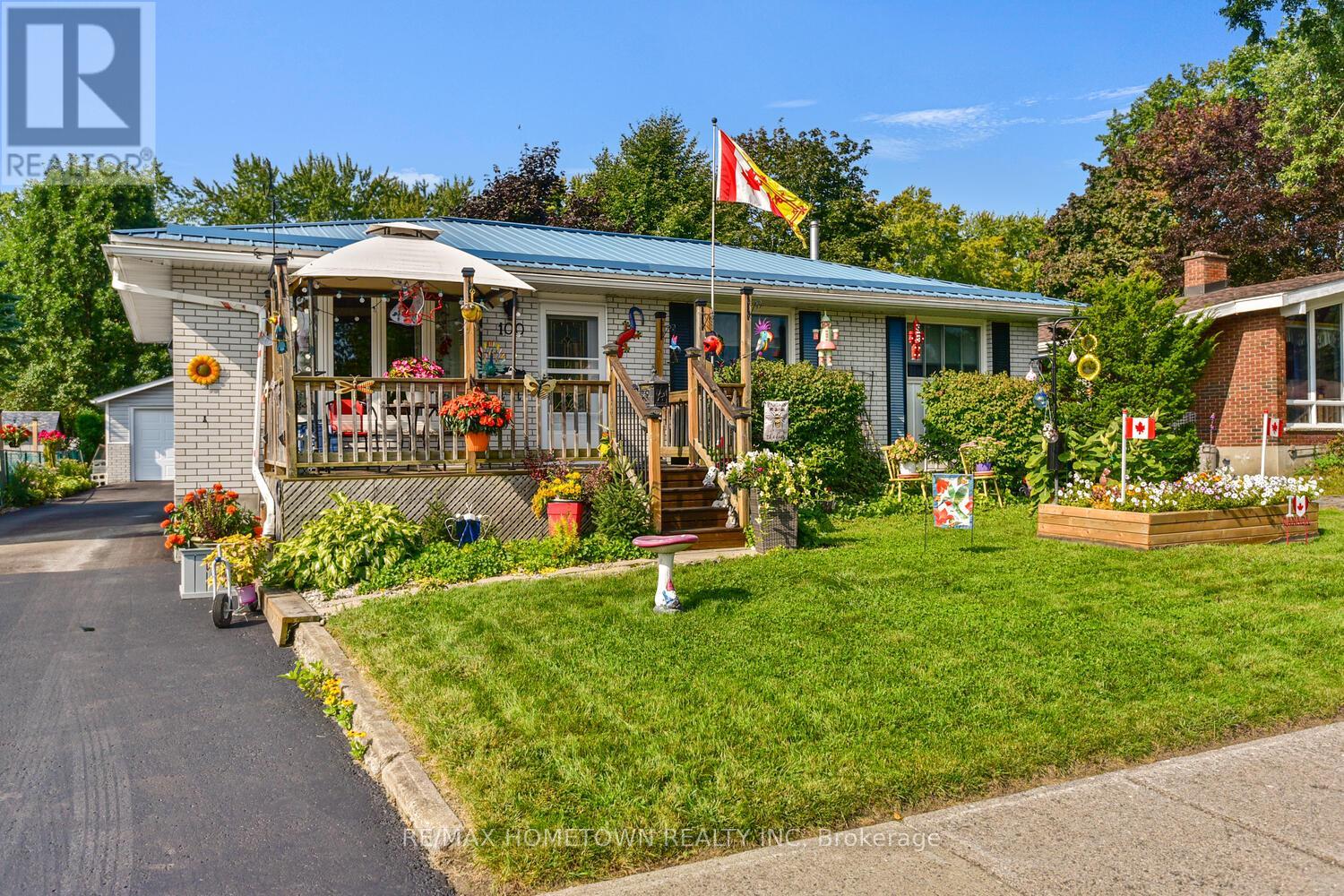 Photo 1 of 100 Windsor Drive, Brockville ON