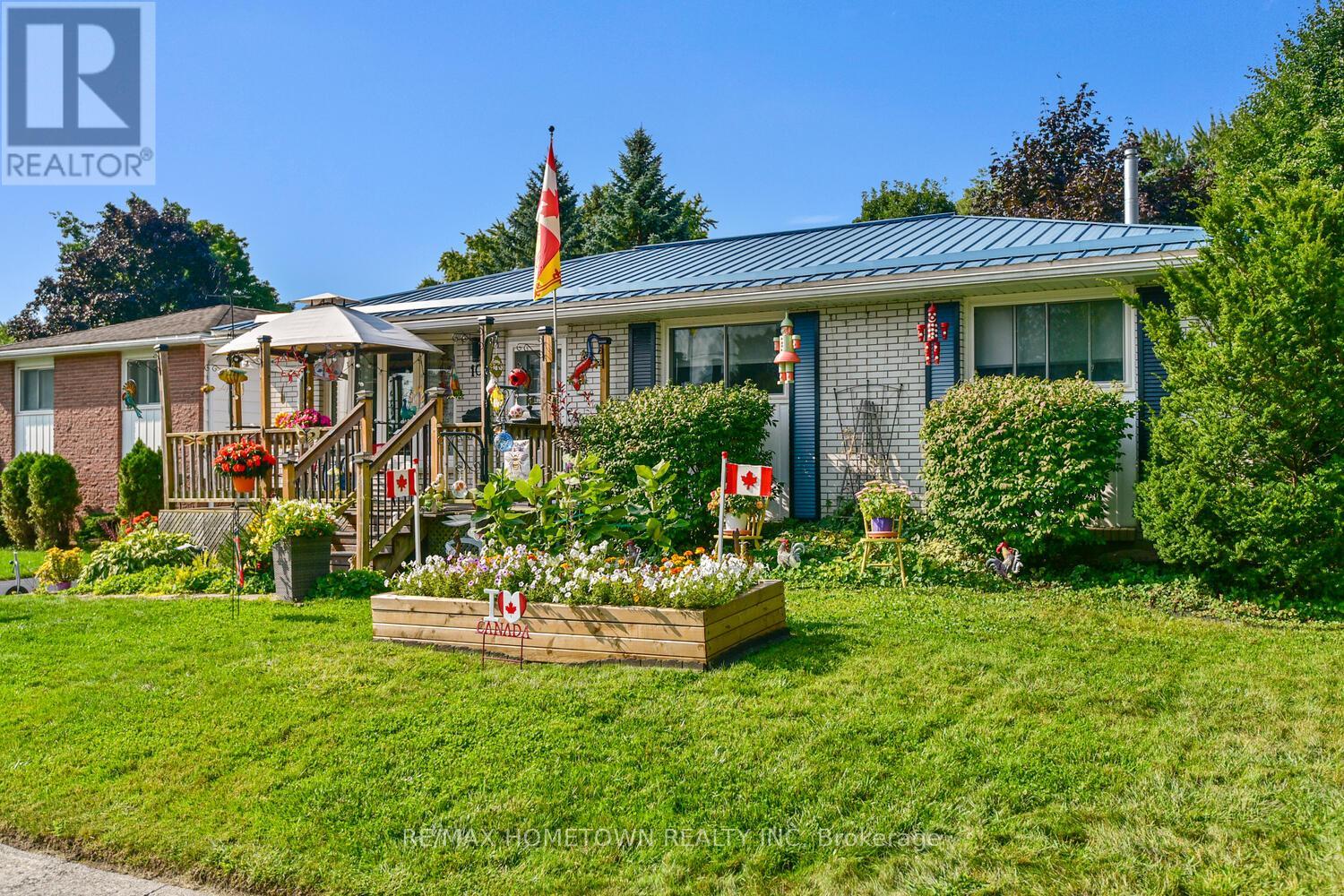 Photo 42 of 100 Windsor Drive, Brockville ON
