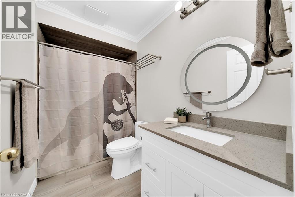 Photo 25 of 5129 Lampman Avenue, Burlington ON