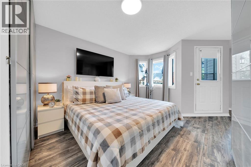 Photo 19 of 5129 Lampman Avenue, Burlington ON