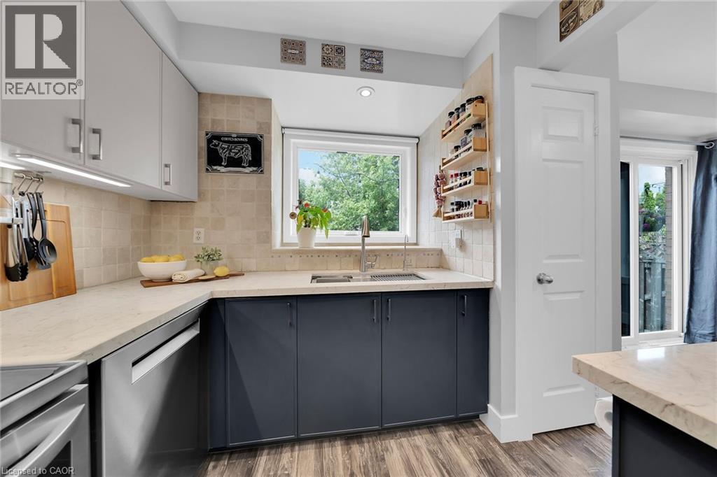 Photo 13 of 5129 Lampman Avenue, Burlington ON