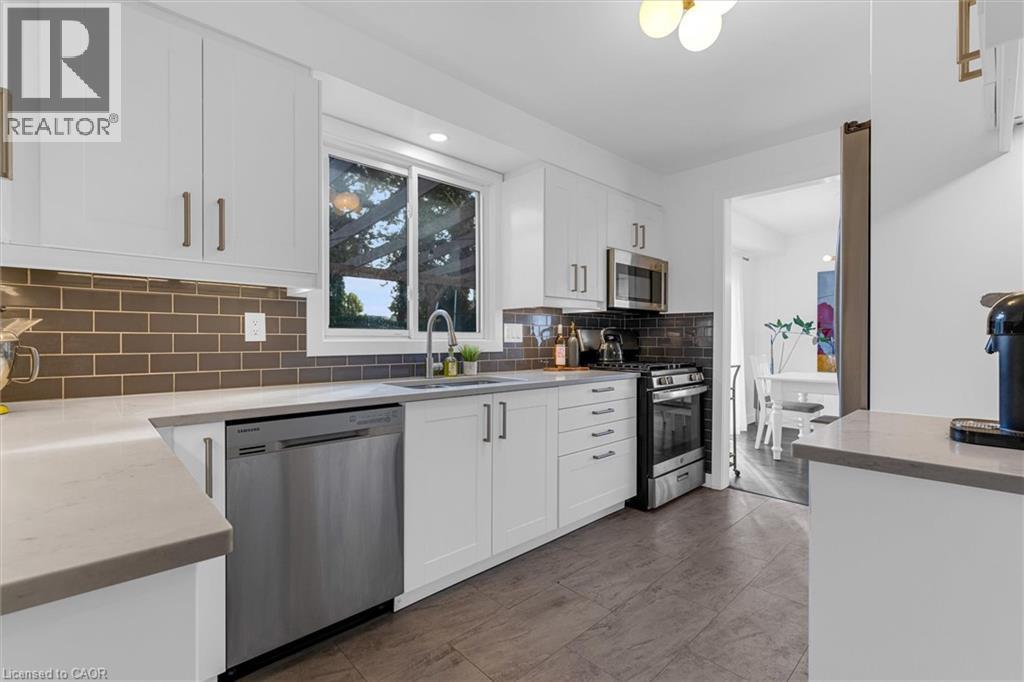 Photo 9 of 1500 Riley Avenue, Burlington ON