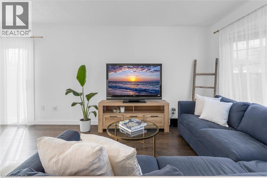 Photo 5 of 1500 Riley Avenue, Burlington ON
