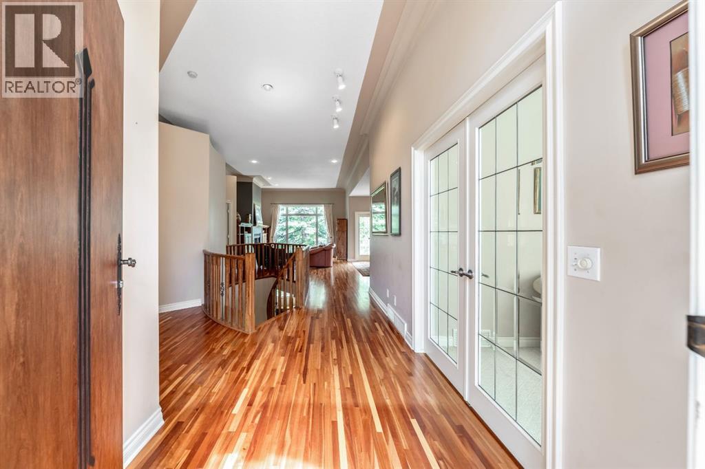 Single Family House Bungalow for Sale in  Simcoe Crescent SW Signal Hill Calgary 