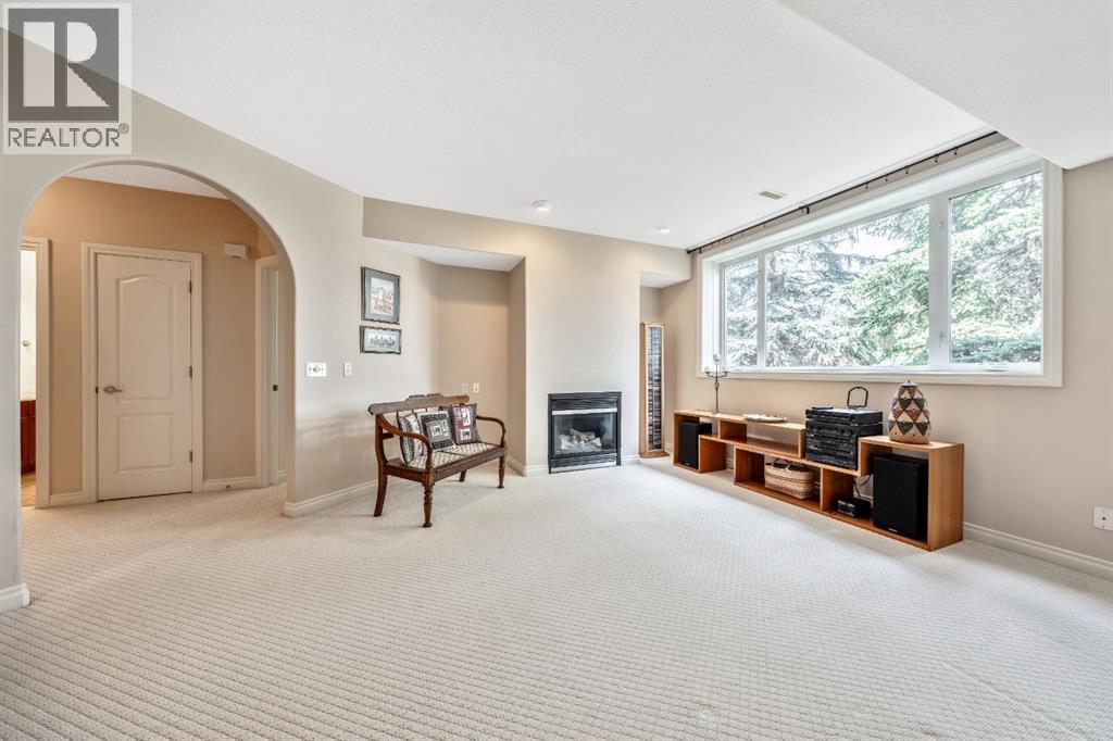 Single Family House Bungalow for Sale in  Simcoe Crescent SW Signal Hill Calgary 