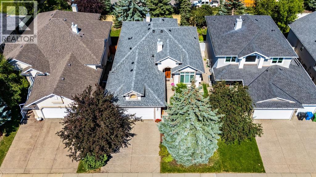 Single Family House Bungalow for Sale in  Simcoe Crescent SW Signal Hill Calgary 