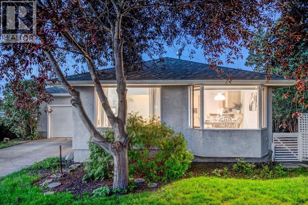 Single Family House Bungalow for Sale in  Thornburn Drive NW Thorncliffe Calgary 