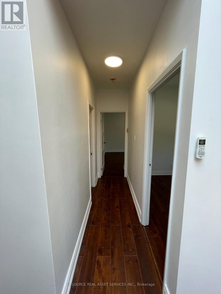 Photo 7 of 4 754 Queen Street E, Toronto ON