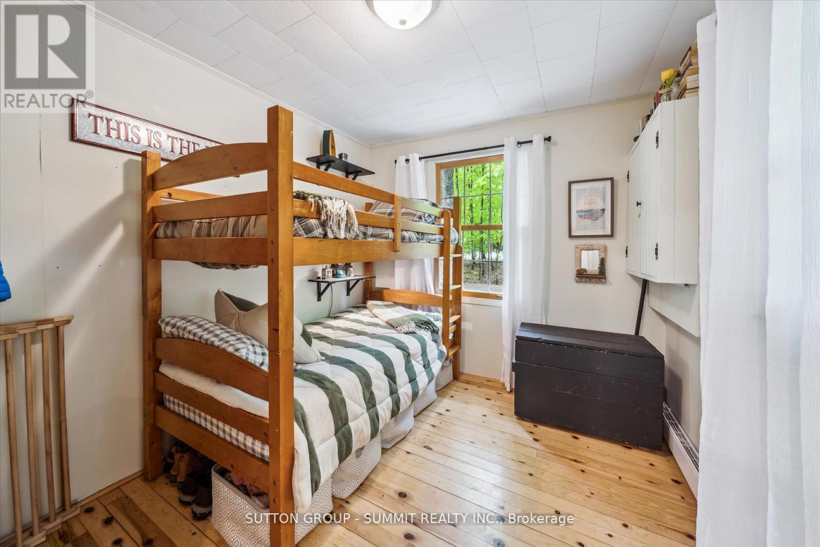 Photo 20 of 17 Sugarbush Lane, Huntsville ON