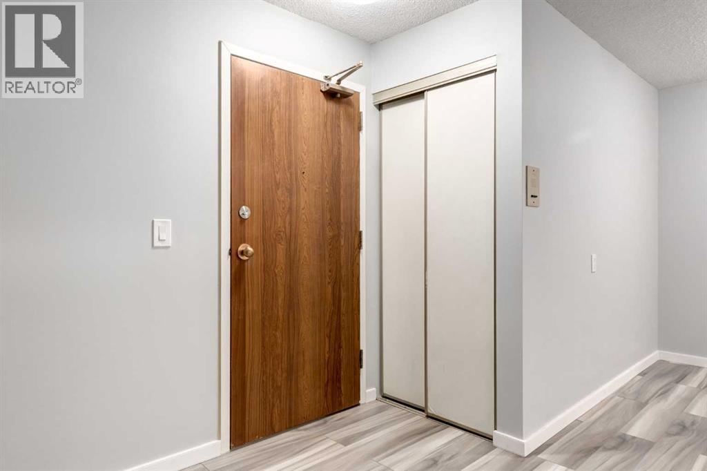 Single Family House for Sale in A  A Street SW Kingsland Calgary 