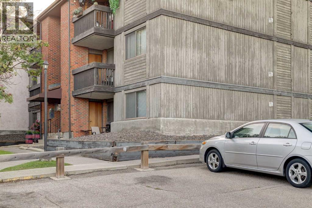 Single Family House for Sale in A  A Street SW Kingsland Calgary 
