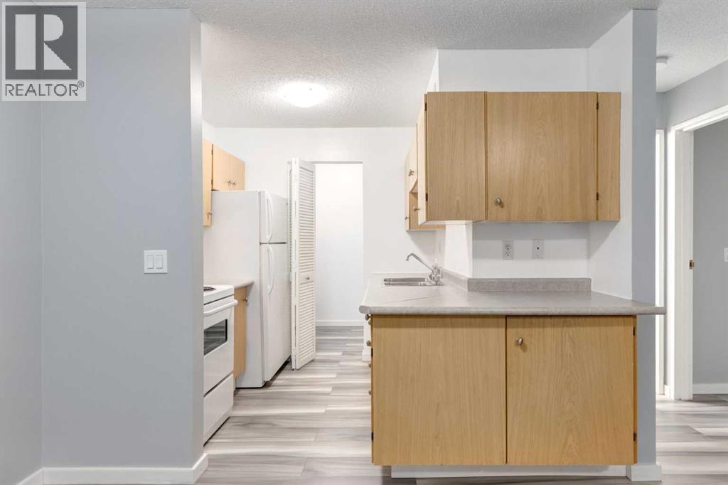 Single Family House for Sale in A  A Street SW Kingsland Calgary 