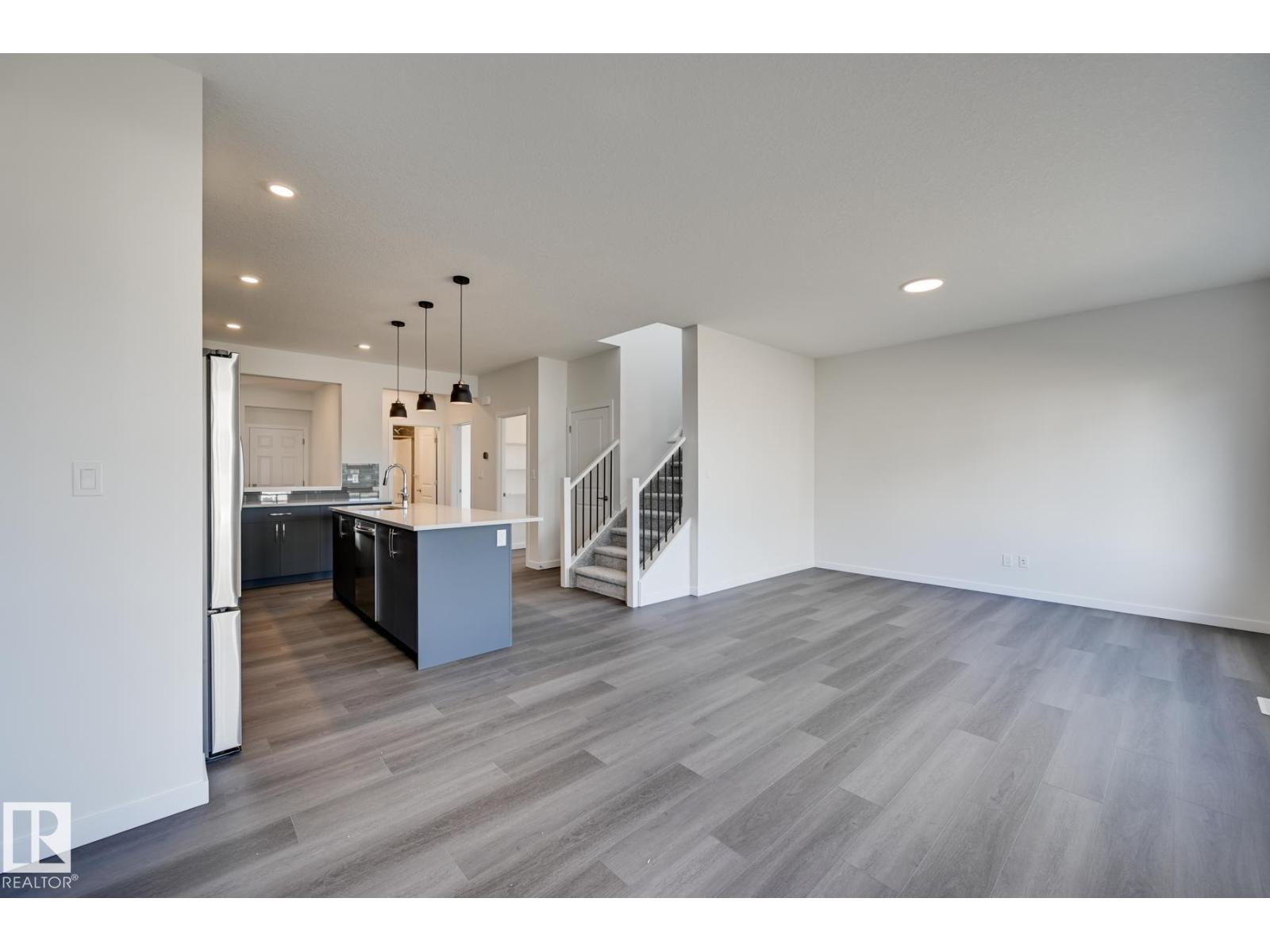 Photo 19 of 9106 Elves Lo Nw, Edmonton AB
