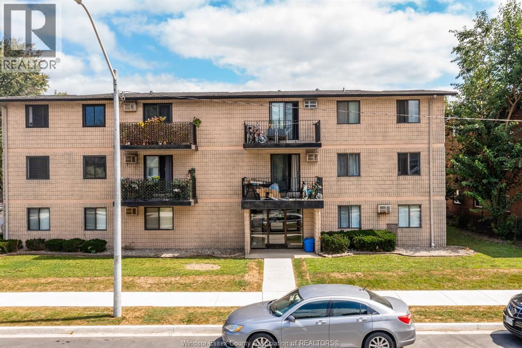 Photo 2 of 3355 Sandwich Street Unit 207, Windsor ON