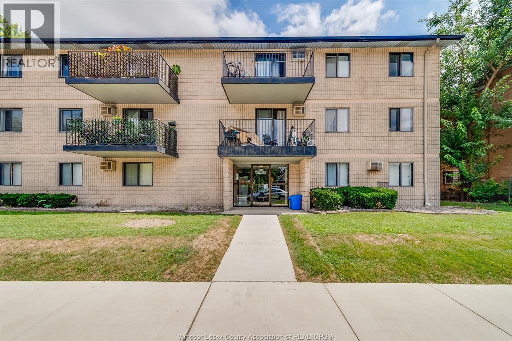 Photo 3 of 3355 Sandwich Street Unit 207, Windsor ON