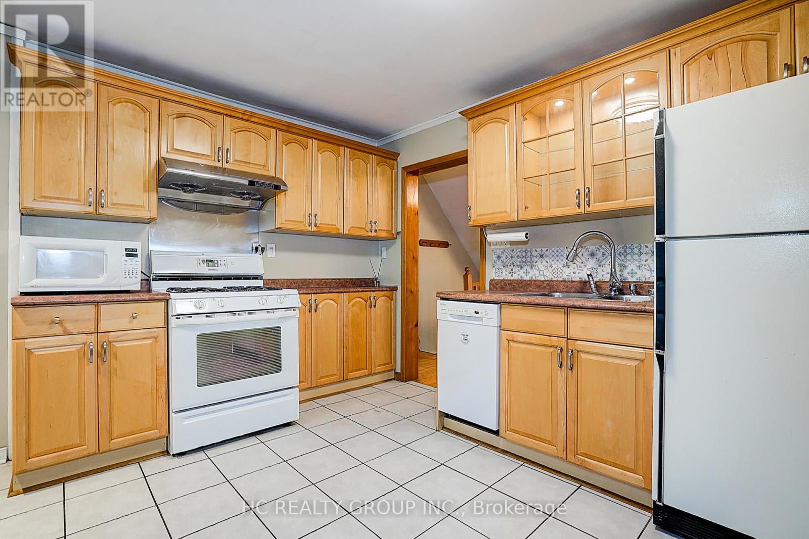 Photo 28 of 116 Holborne Avenue, Toronto ON