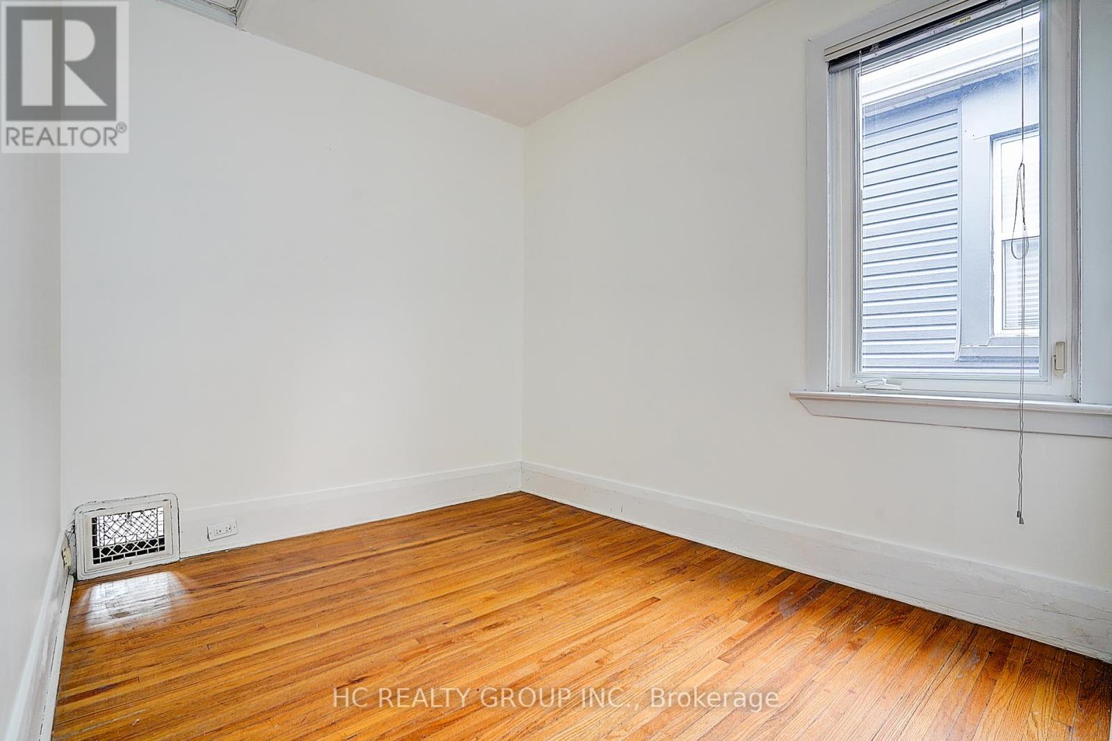 Photo 16 of 116 Holborne Avenue, Toronto ON