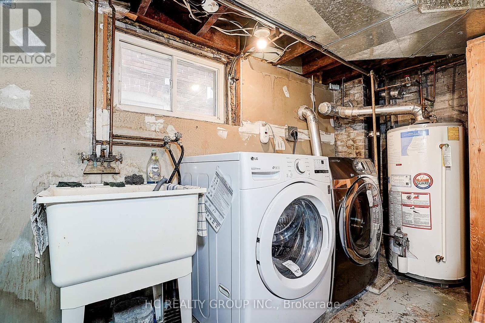Photo 24 of 116 Holborne Avenue, Toronto ON