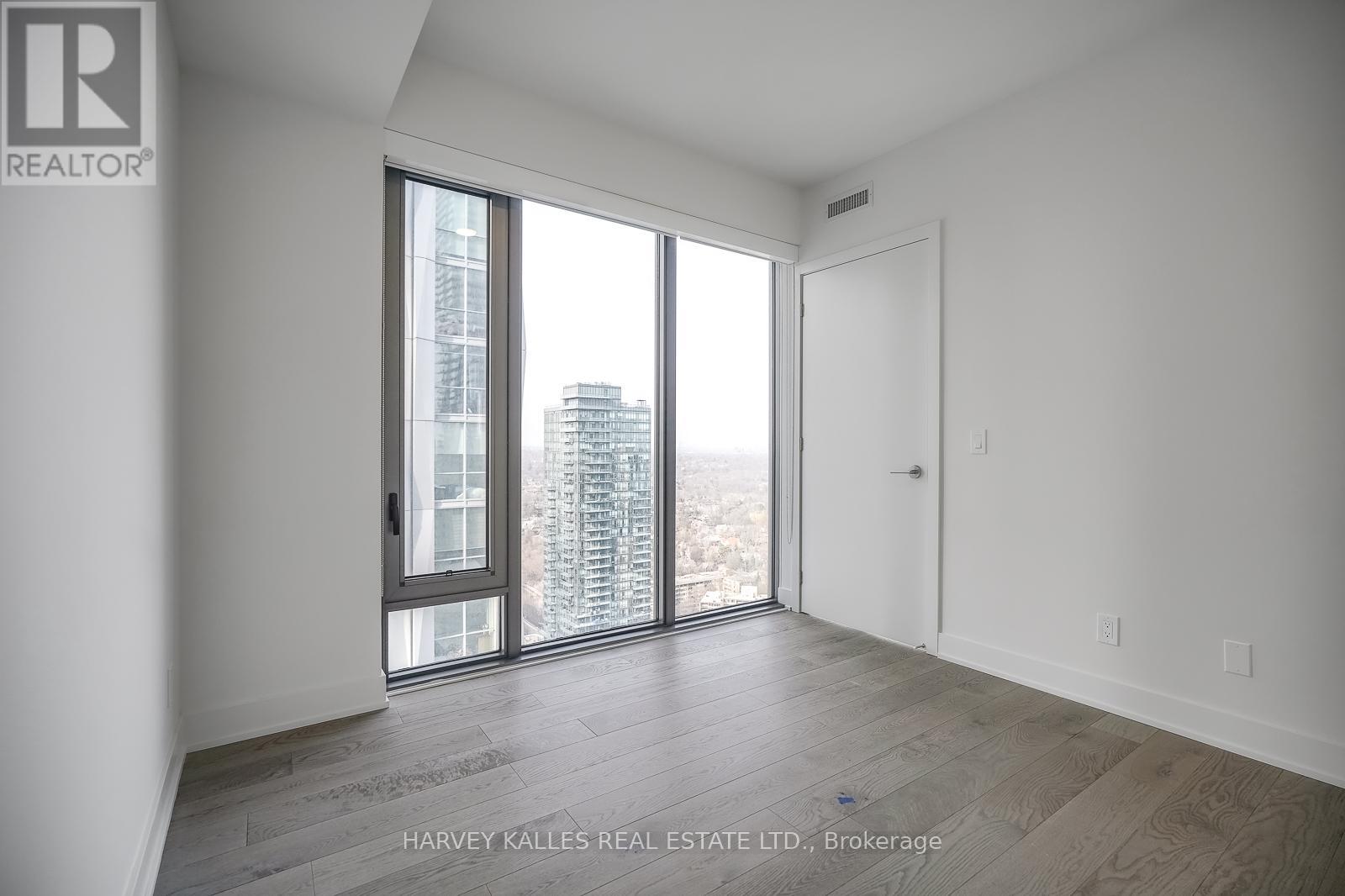 Photo 19 of 3307 8 Cumberland Street, Toronto ON