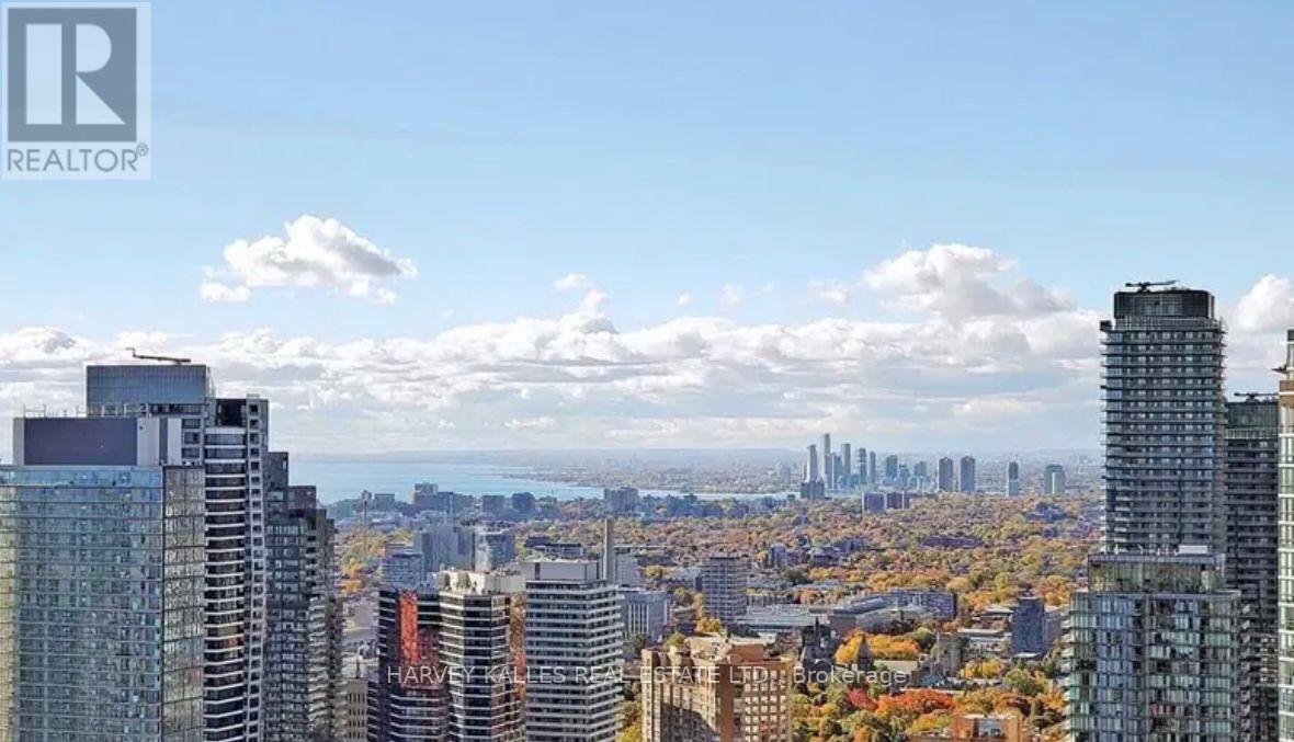 Photo 15 of 4505 101 Charles Street E, Toronto ON