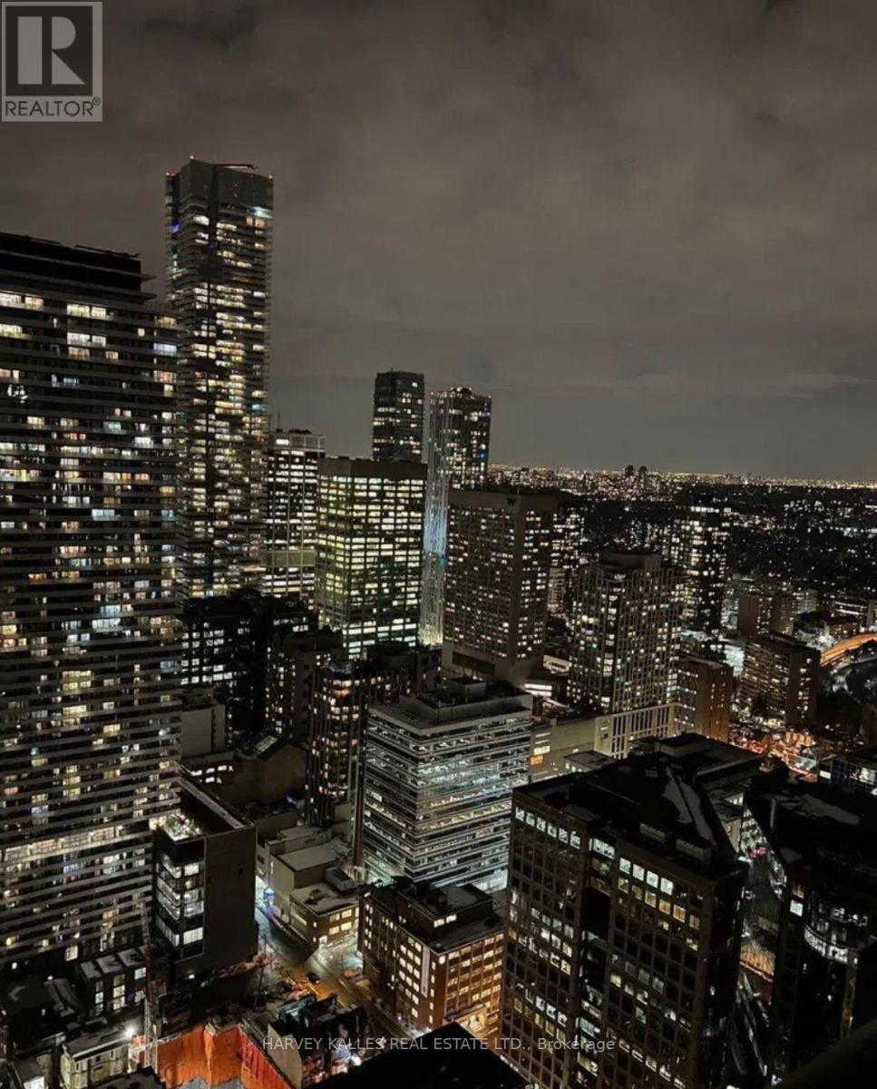 Photo 32 of 4505 101 Charles Street E, Toronto ON