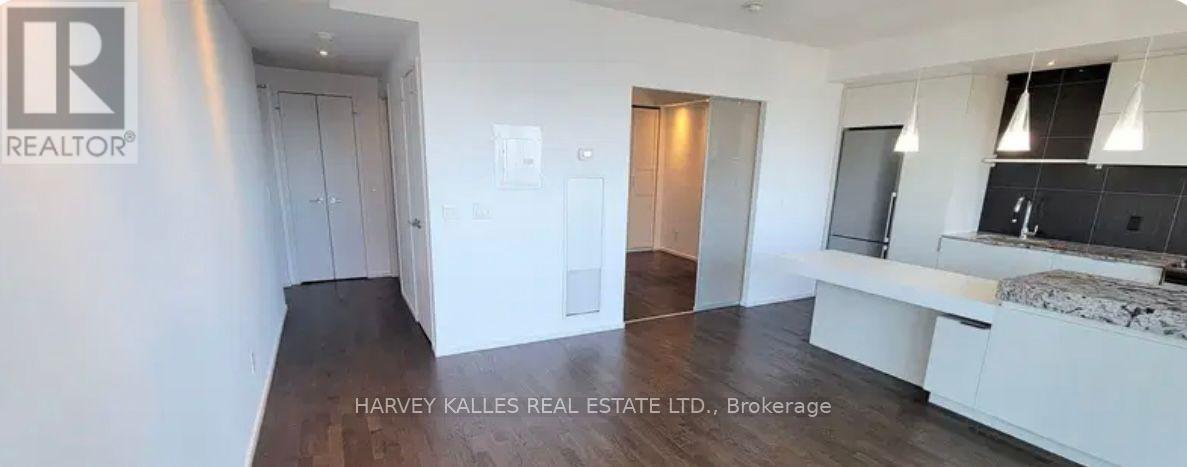 Photo 8 of 4505 101 Charles Street E, Toronto ON