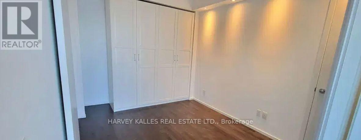 Photo 9 of 4505 101 Charles Street E, Toronto ON