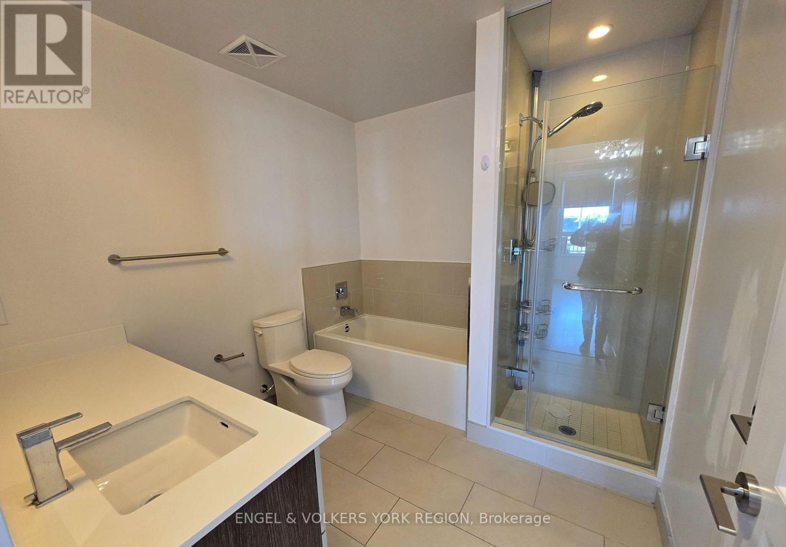 Photo 19 of 127 331 Broward Way S, Innisfil ON