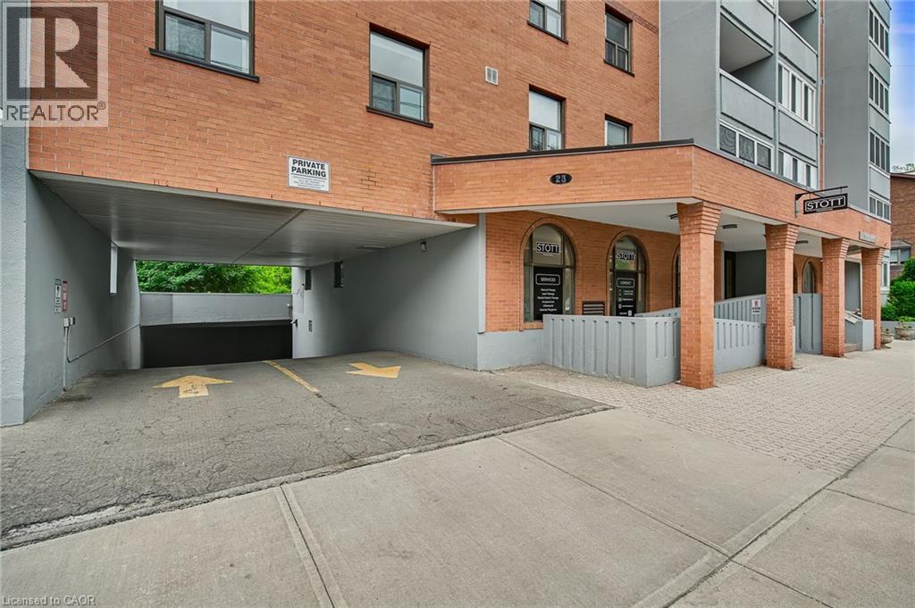 Photo 8 of 23 Main Street Unit 501, Dundas ON