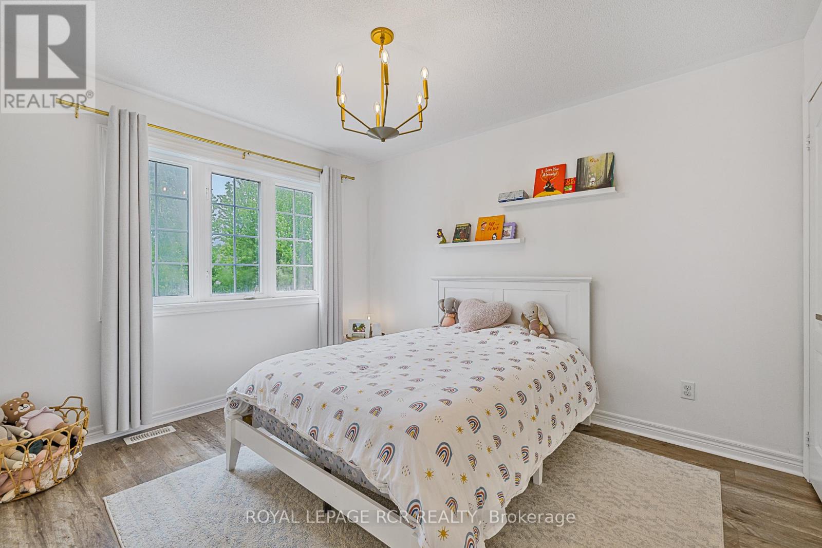Photo 20 of 4 Caseton Crescent, Uxbridge ON