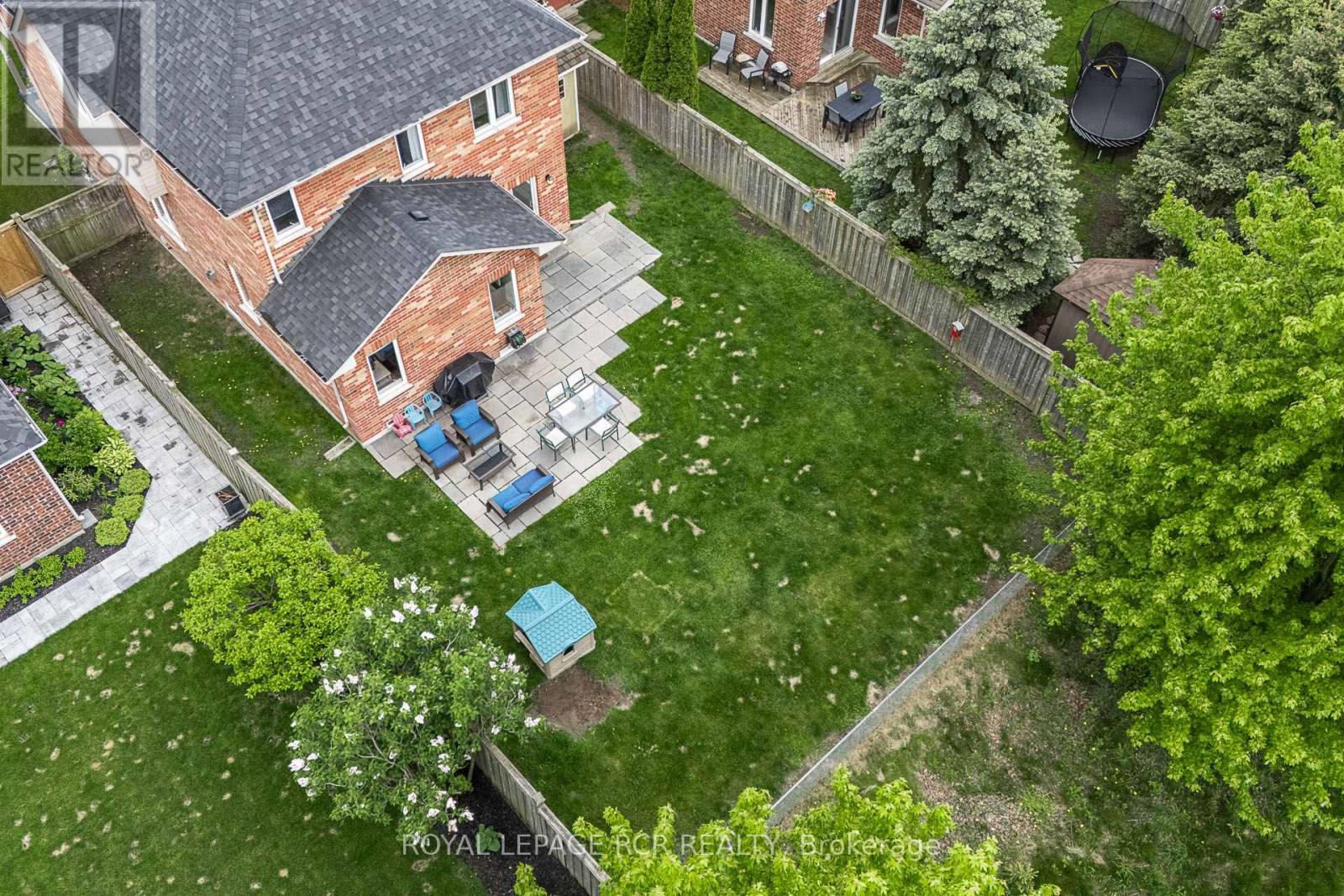 Photo 34 of 4 Caseton Crescent, Uxbridge ON