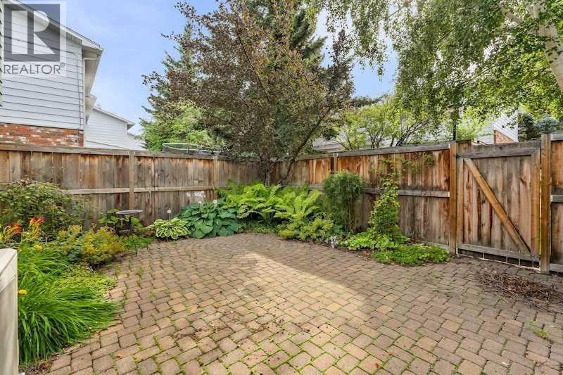 Single Family House for Sale in   Palliser Drive SW Oakridge Calgary 