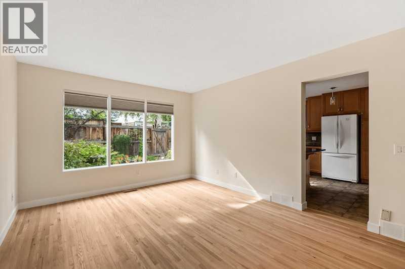 Single Family House for Sale in   Palliser Drive SW Oakridge Calgary 