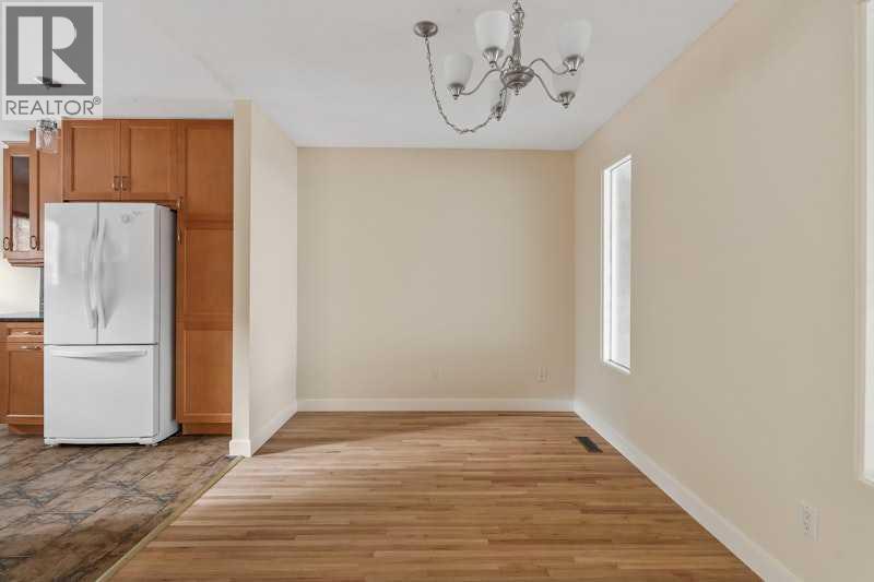 Single Family House for Sale in   Palliser Drive SW Oakridge Calgary 