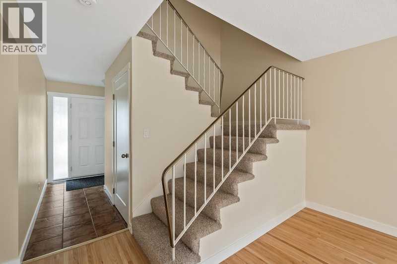 Single Family House for Sale in   Palliser Drive SW Oakridge Calgary 